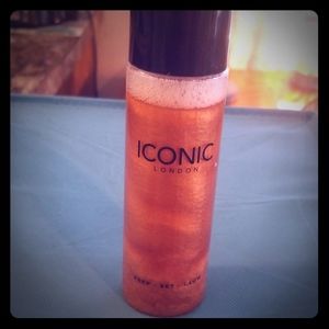 Iconic London Water Mist Glow